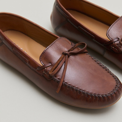 Mocassins froncés à lacets en cuir cognac | ANGELIQUE | Jonak