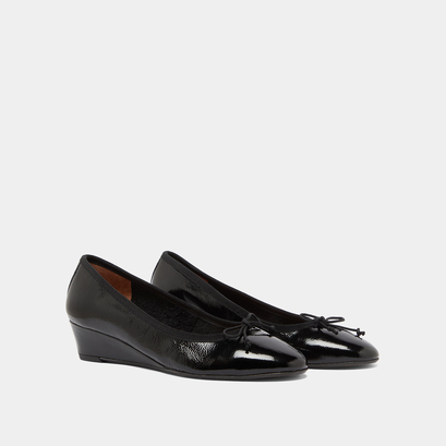 Ballerines compensées en vernis plissé noir | AIRELLE | Jonak