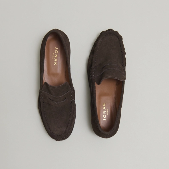 Mocassins à bouts ronds en croûte marron foncé | DELICE | Jonak