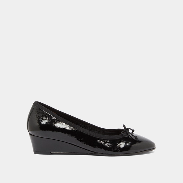 Ballerines compensées en vernis plissé noir | AIRELLE | Jonak