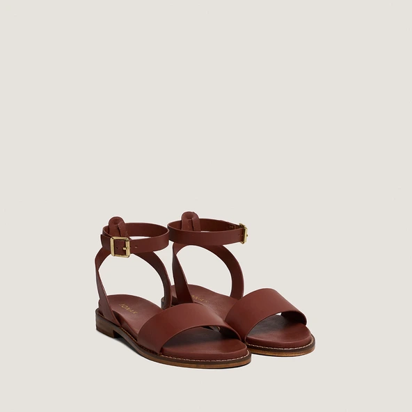 Sandales à brides et boucles ajustables en cuir cognac | WIK | Jonak