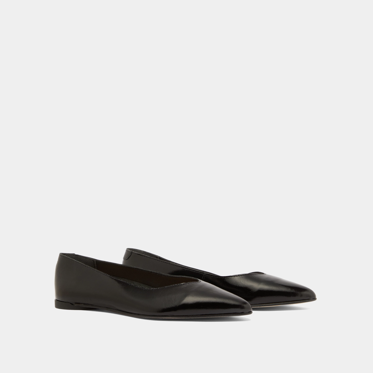Ballerines à bouts pointus en vernis plissé noir | NOEMIE | Jonak