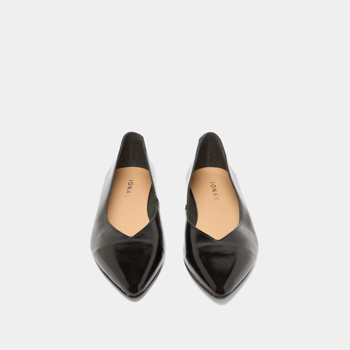 Ballerines à bouts pointus en vernis plissé noir | NOEMIE | Jonak