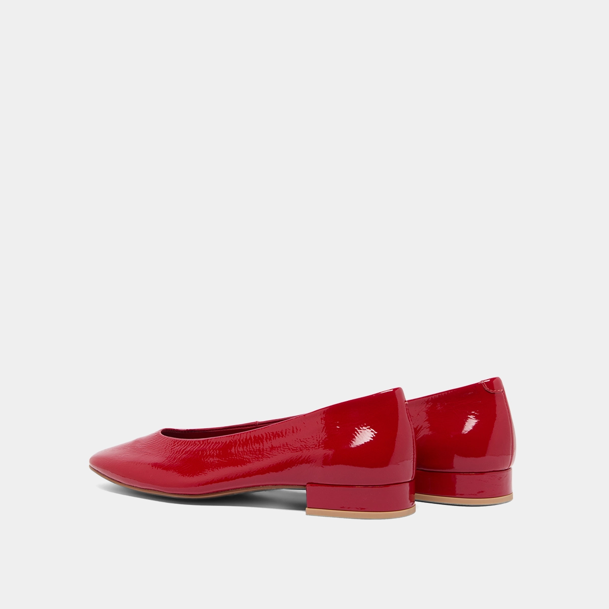 Ballerines &agrave; petits talons en vernis pliss&eacute; rouge | LEA | Jonak
