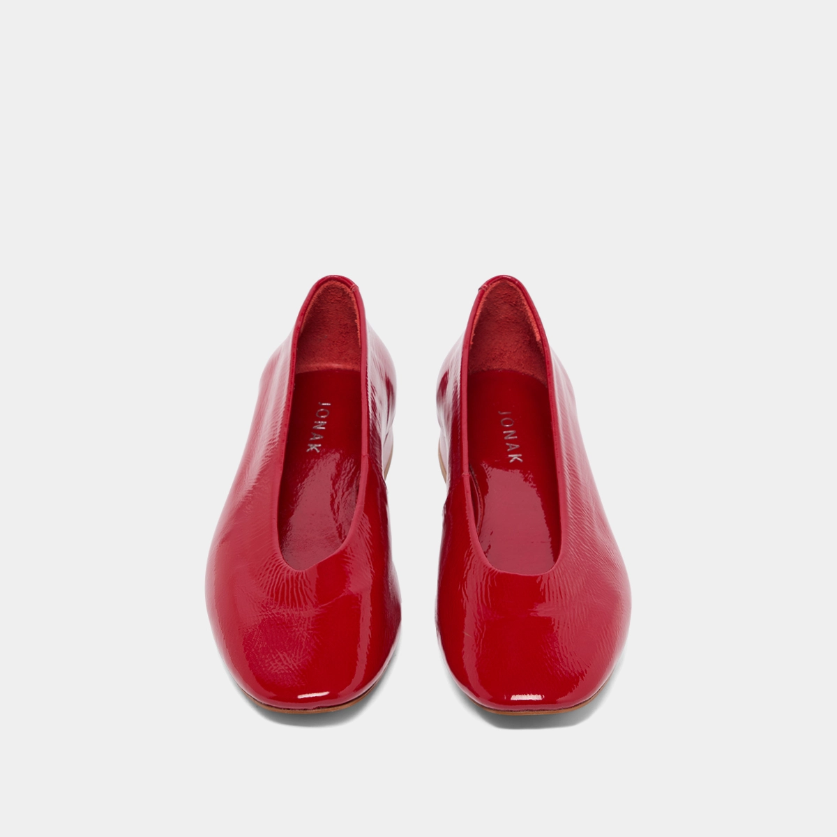 Ballerines &agrave; petits talons en vernis pliss&eacute; rouge | LEA | Jonak