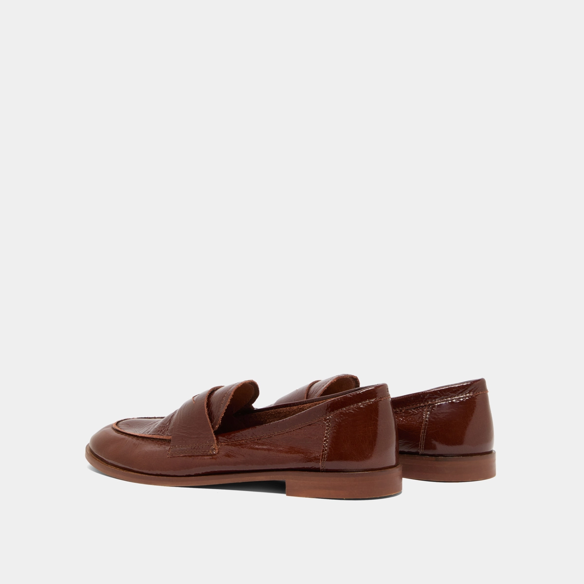 Mocassins à bouts ronds en cuir brillant marron | THELMA | Jonak