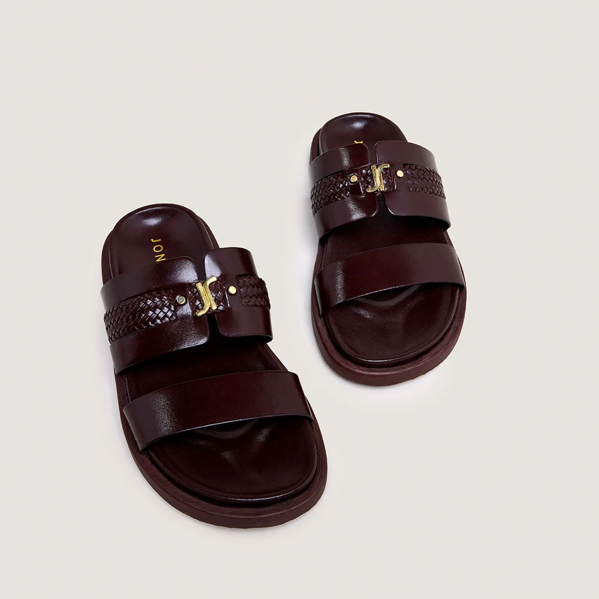 Mules &agrave; monogrammes en cuir marron fonc&eacute; | WAC | Jonak