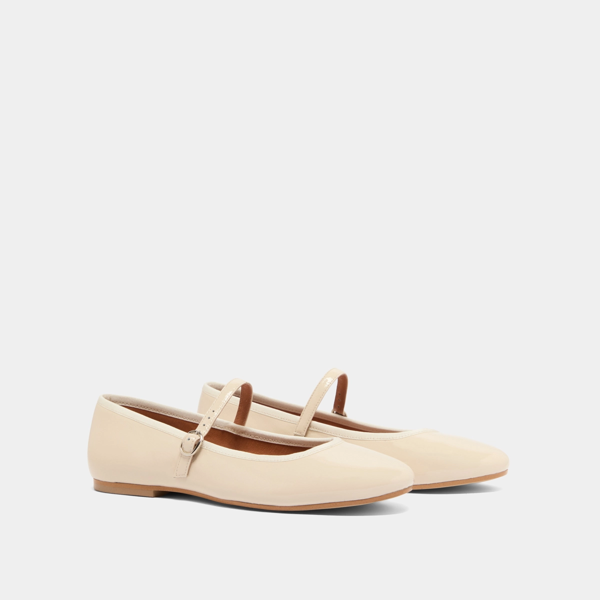 Ballerines &agrave; brides en vernis pliss&eacute; &eacute;cru | DOUCEUR | Jonak