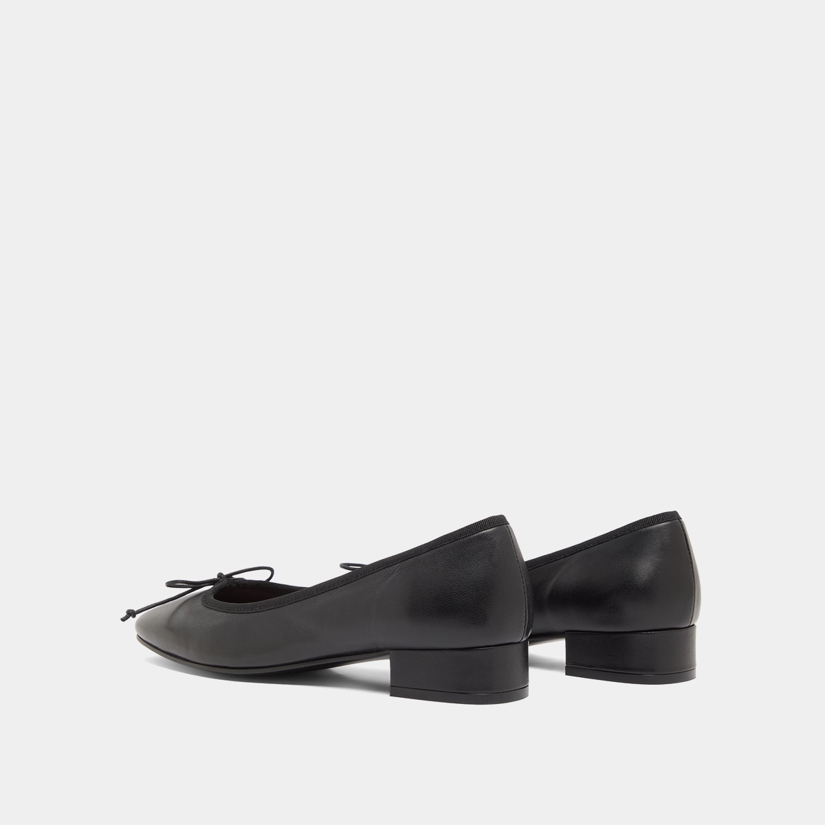 Ballerines &agrave; talons en cuir noir | DADOU | Jonak