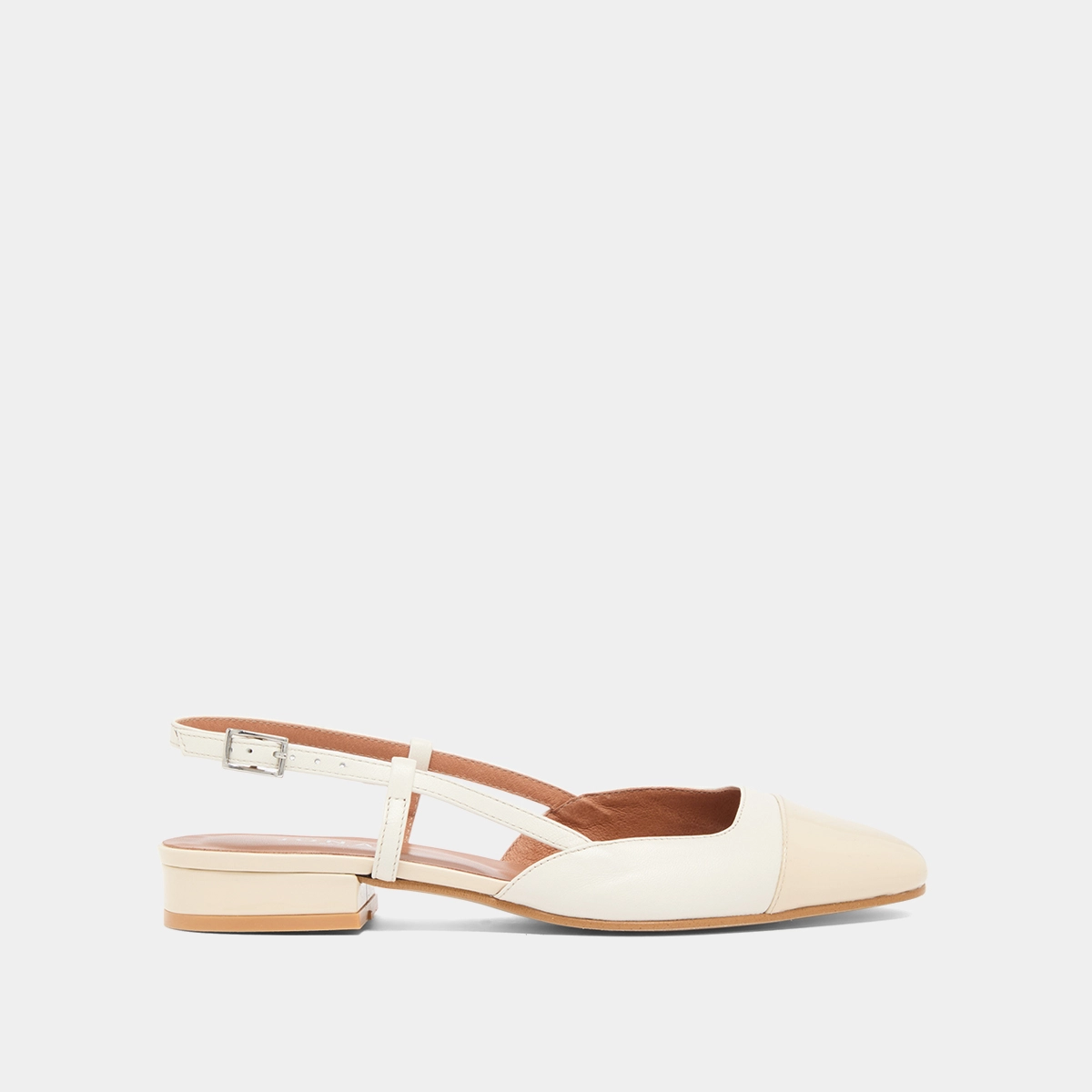 Ballerines ouvertes en vernis et cuir &eacute;crus | DHAPOU | Jonak