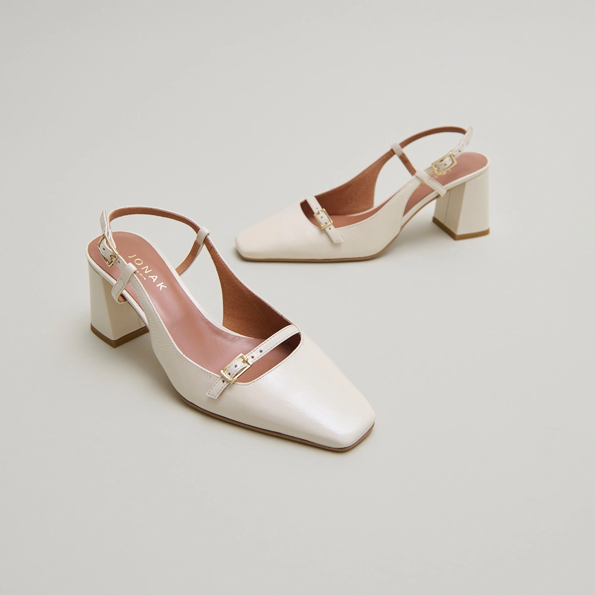 Slingbacks à talons en cuir brillant écru | DADELLE | Jonak
