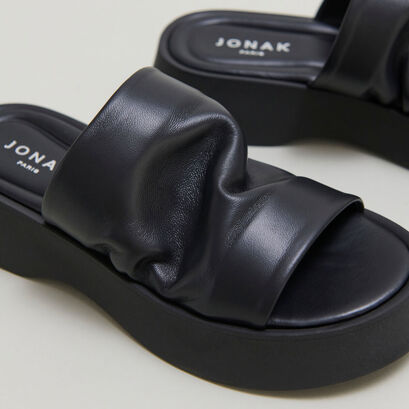 Mules à plateformes en cuir noir | ERNEST | Jonak