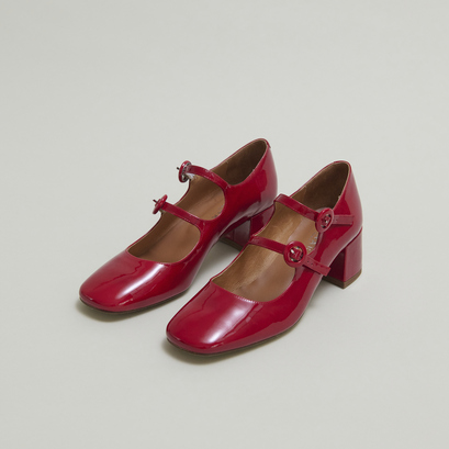Babies à doubles brides et bouts arrondis en vernis rouge cerise | DELOU | Jonak