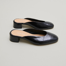 Mules &agrave; petits talons noir