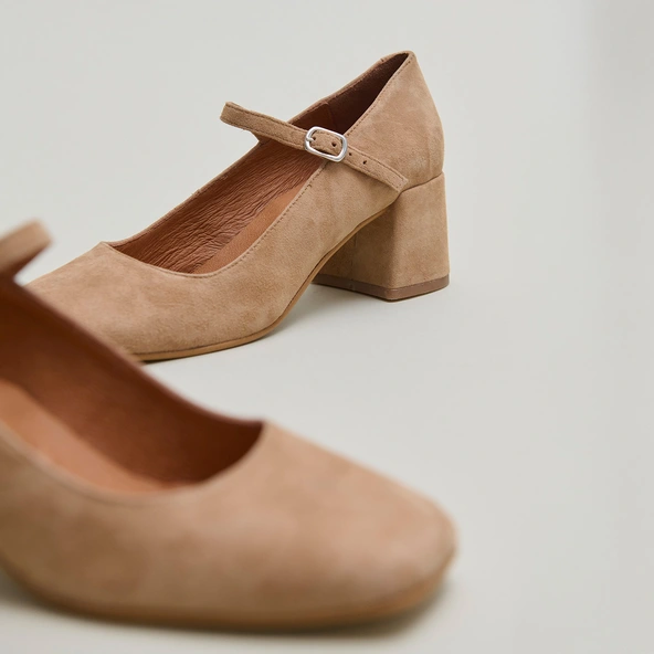 Babies &agrave; talons carr&eacute;s en velours camel | ALIENOR | Jonak