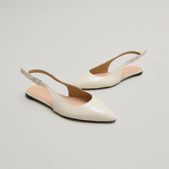Ballerines slingbacks en vernis plissé ecru | NOA | Jonak