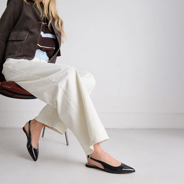 Ballerines slingbacks en vernis plissé noir | NOA | Jonak
