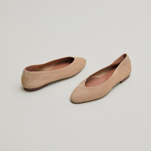 Ballerines à bouts pointus en velours camel | DASSUS | Jonak