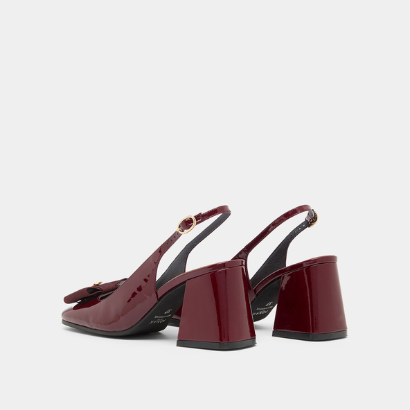 Escarpins slingbacks à bouts carrés en vernis bordeaux | RELISE | Jonak