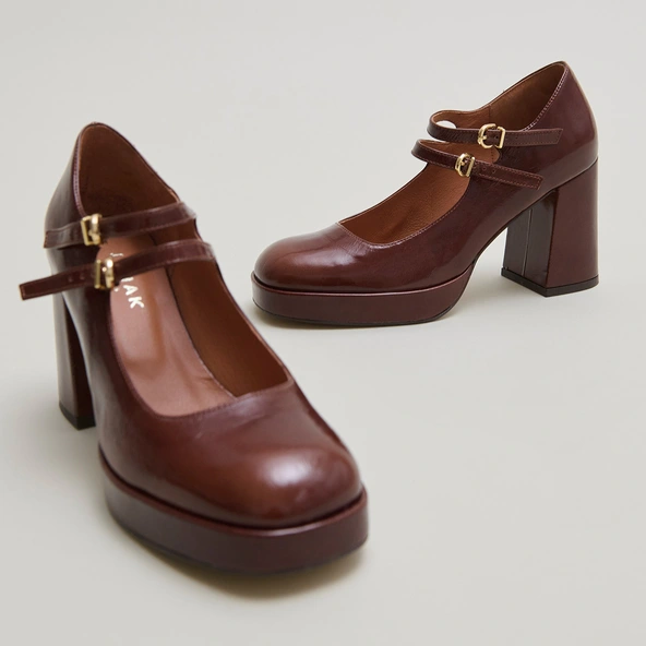 Babies à doubles brides et plateformes en cuir brillant marron | VERITE | Jonak