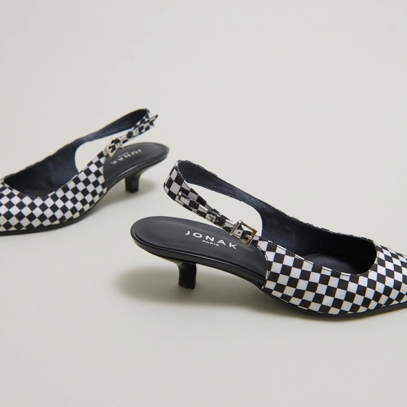 Escarpins à petits talons et boucles ajustables en textile noir et blanc | DOUALA | Jonak