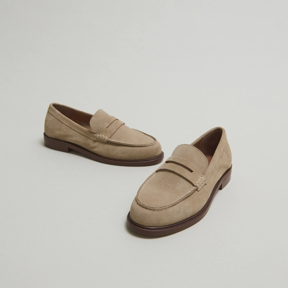 Mocassins &agrave; bouts ronds en cro&ucirc;te beige | DRACULA | Jonak