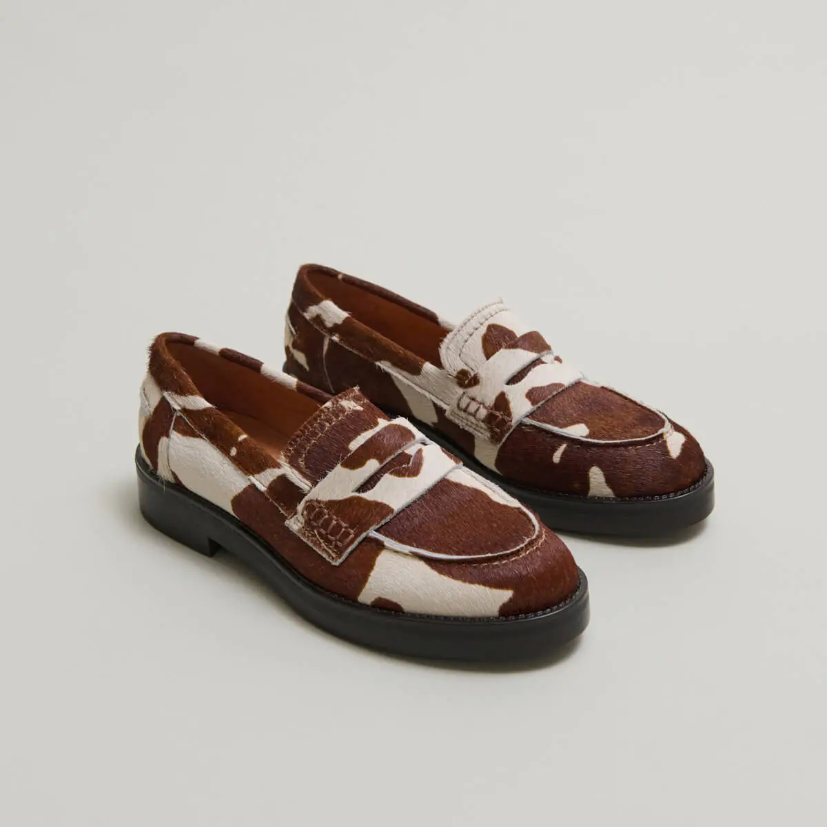 Mocassins &agrave; bouts ronds en poulain vache marron | MIRNA | Jonak