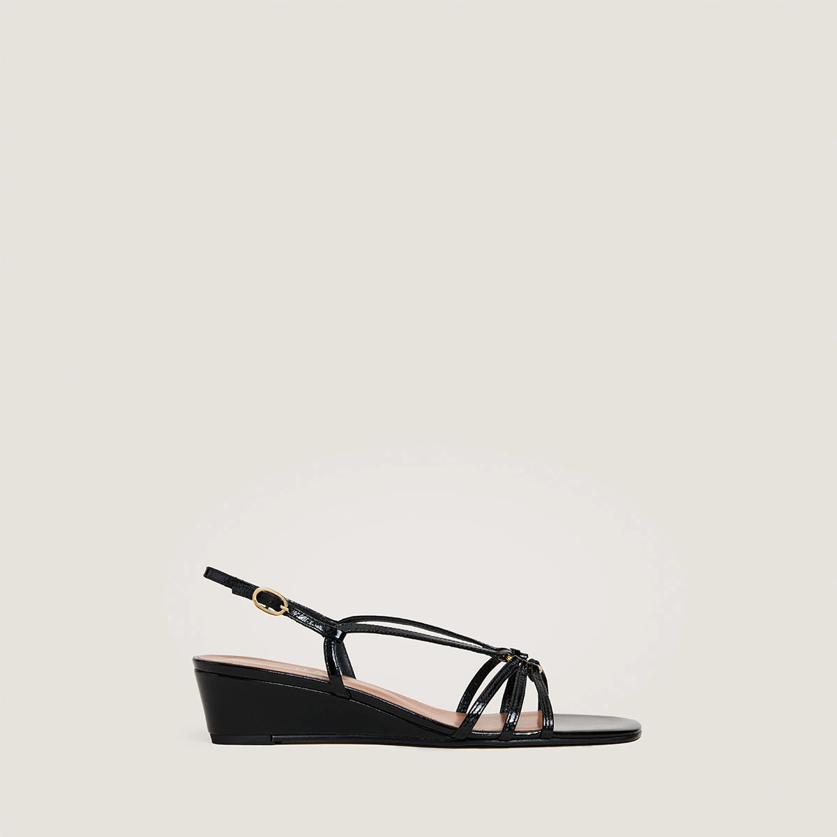 Sandales compensées en cuir brillant noir | DESINVOLTE | Jonak