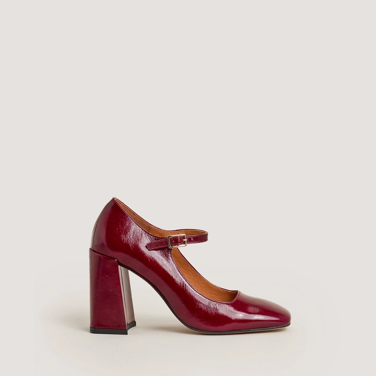 Babies à talons et bouts carrés en cuir brillant bordeaux | VALERIA | Jonak