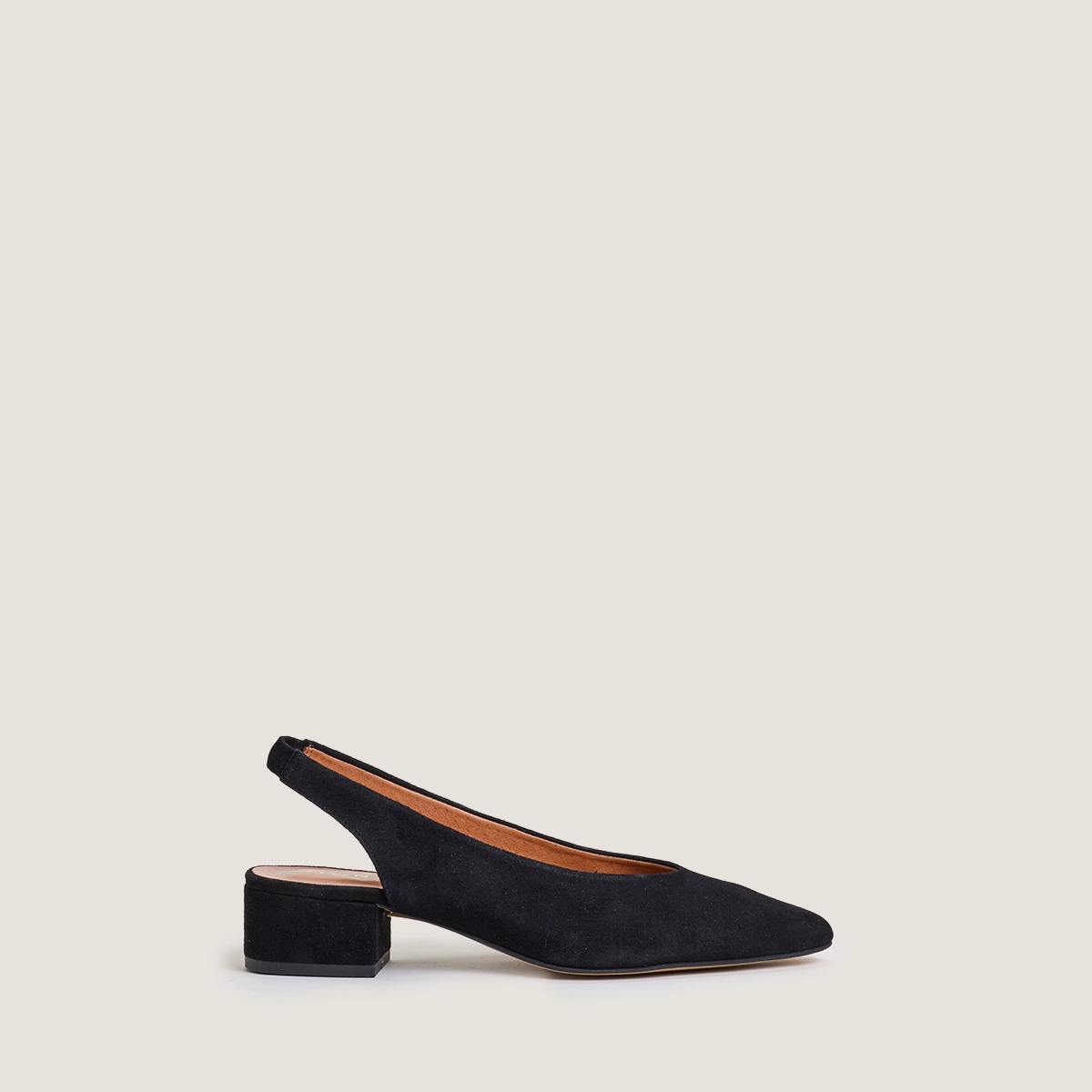 Ballerines à bouts arrières ouverts en velours noir | VINCE | Jonak