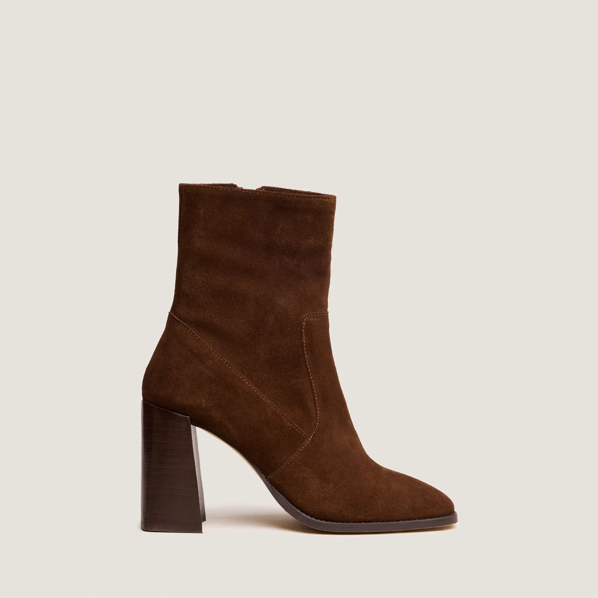 Bottines à talons et bouts carrés en croûte marron | VIDAL | Jonak