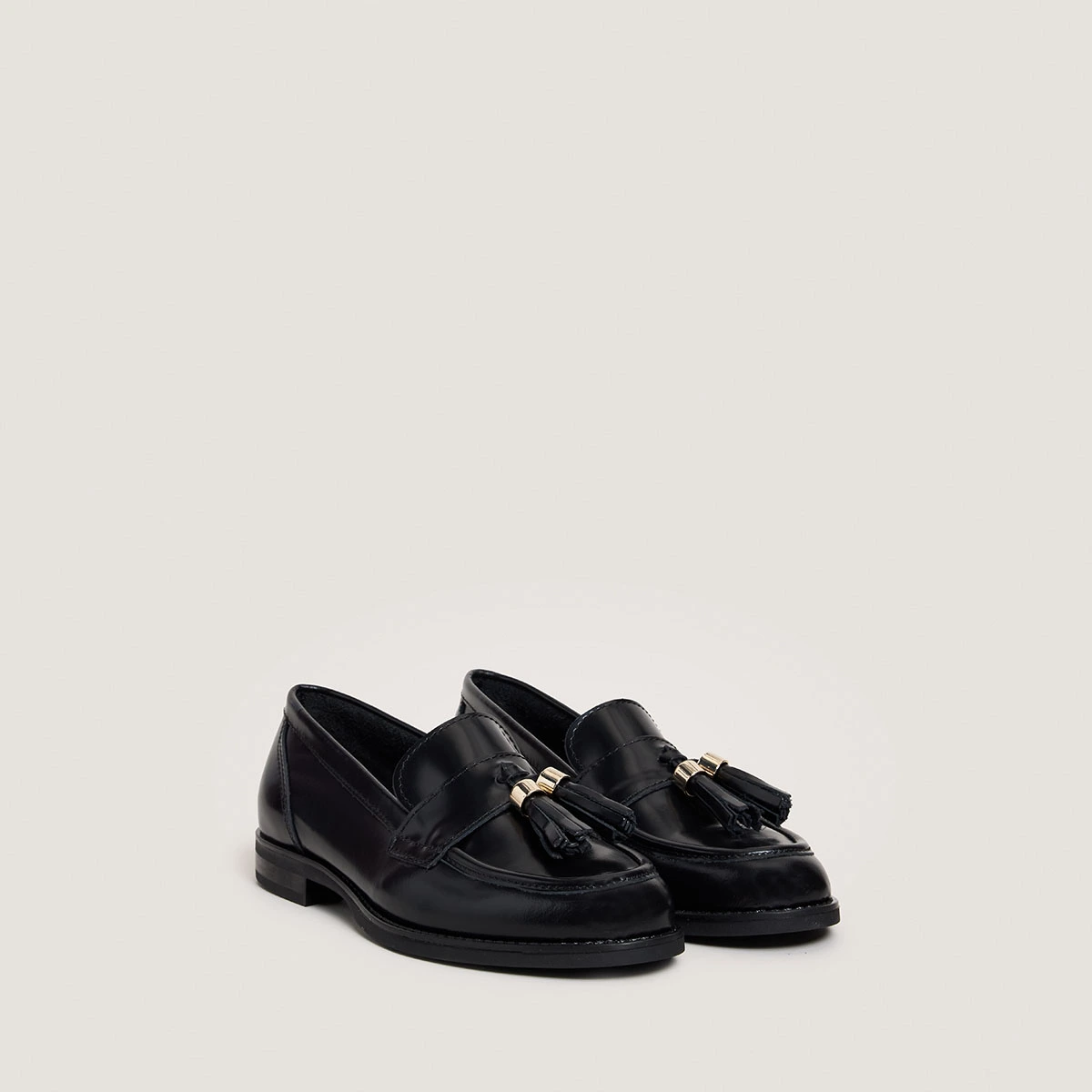 Mocassins à pampilles en cuir glacé noir | NELLOU | Jonak