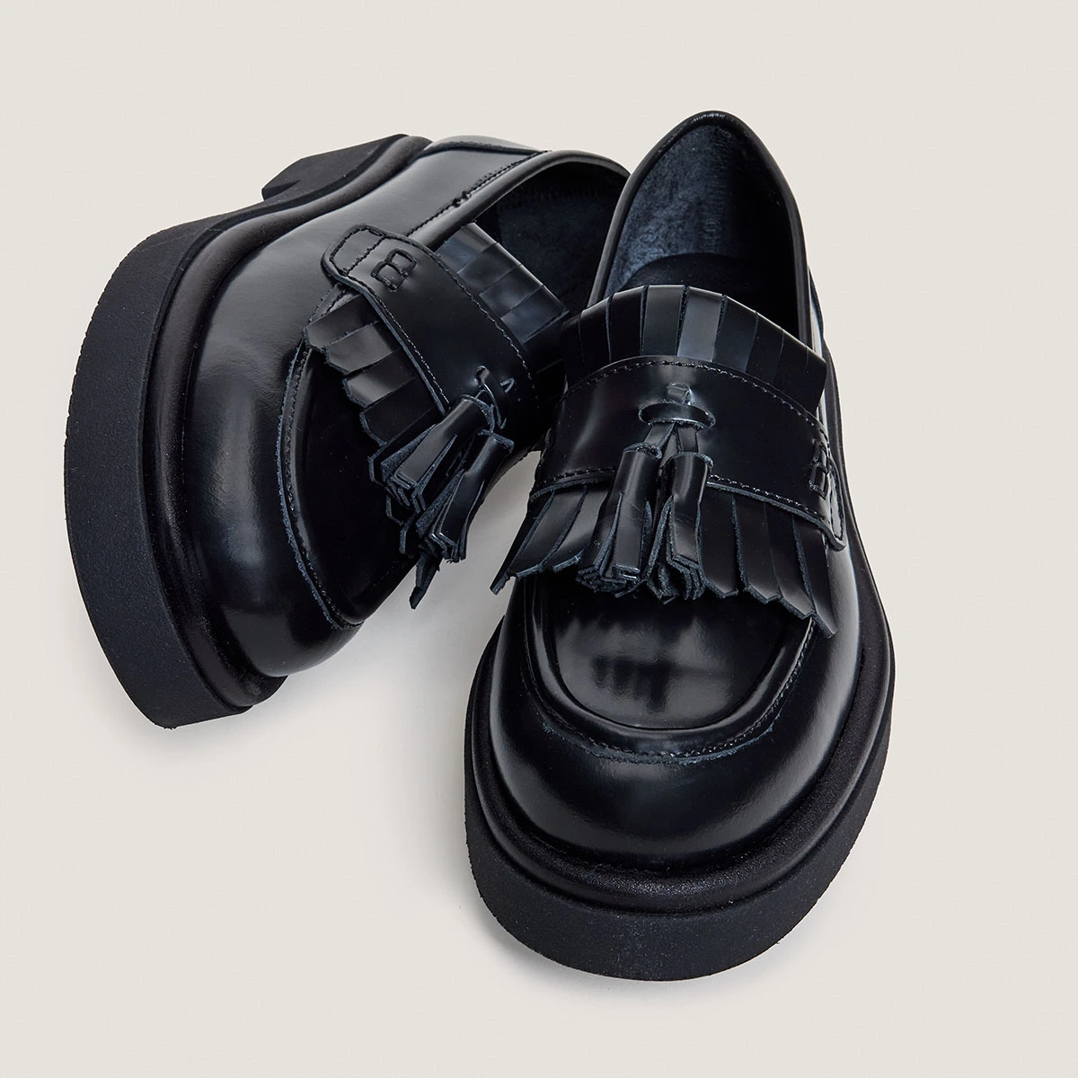 Mocassins &agrave; pampilles en cuir glac&eacute; noir | NICO | Jonak