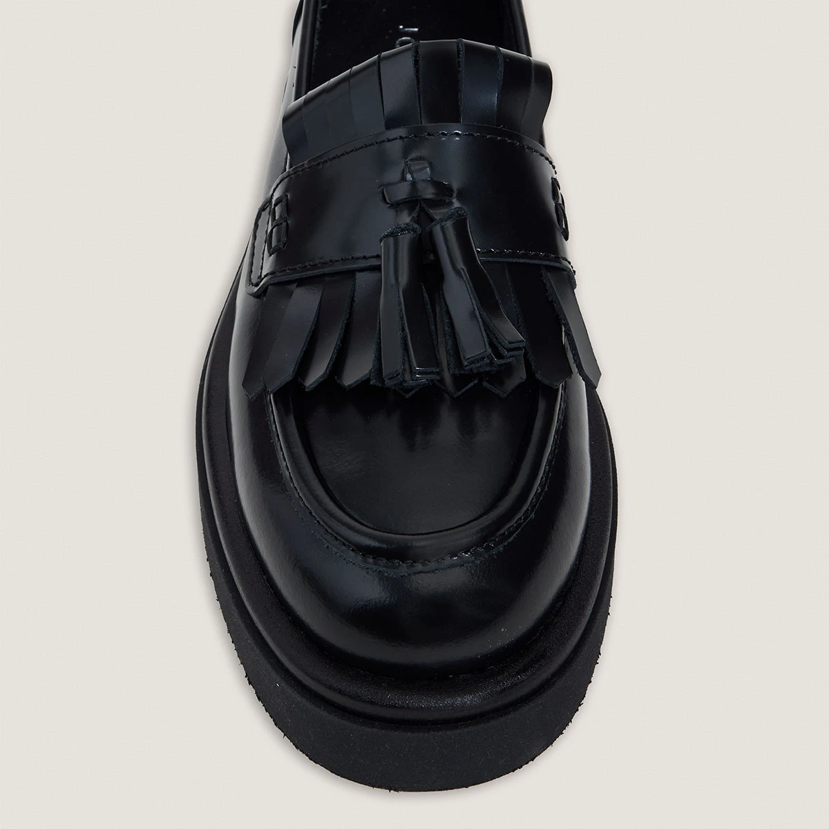 Mocassins &agrave; pampilles en cuir glac&eacute; noir | NICO | Jonak