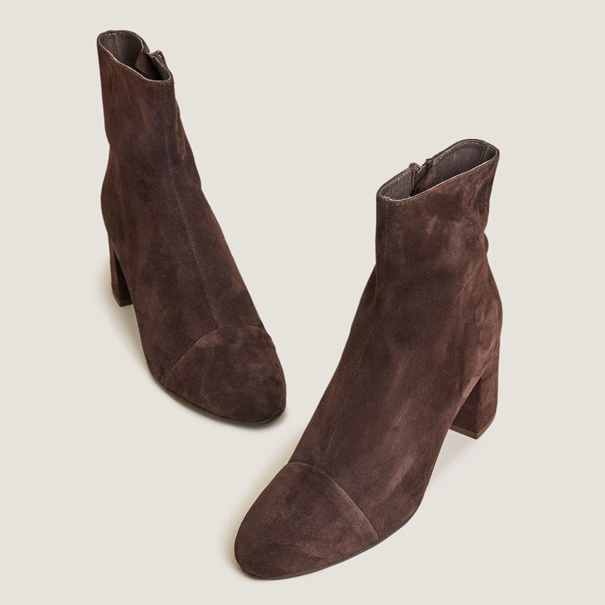 Bottines &agrave; talons en velours marron fonc&eacute; | DONIAMA | Jonak