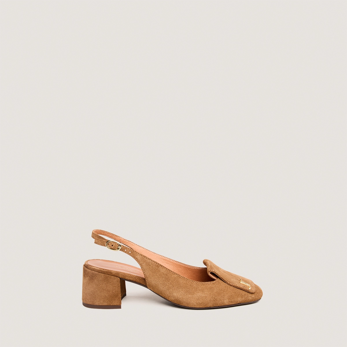 Escarpins slingbacks &agrave; monogrammes en croute cognac | DAIKI | Jonak