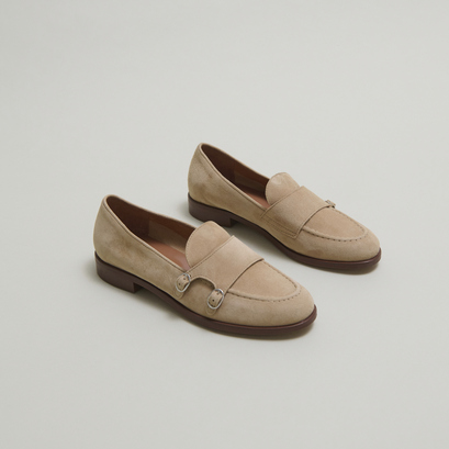 Mocassins à bouts ronds et boucles en velours camel | DRIZZA | Jonak