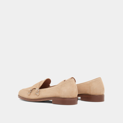 Mocassins à bouts ronds et boucles en velours camel | DRIZZA | Jonak