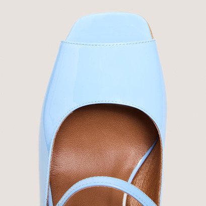 Babies slingbacks à talons en vernis bleu clair | DISCRET | Jonak