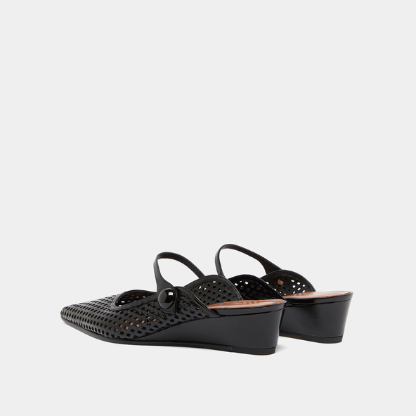 Mules compensés à bouts pointus en cuir brillant noir | decade