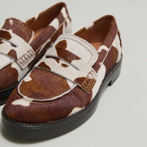 Mocassins &agrave; bouts ronds en poulain vache marron | MIRNA | Jonak