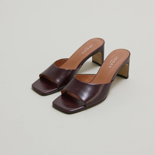 Mules &agrave; talons en cuir marron fonc&eacute; | DERIVE | Jonak