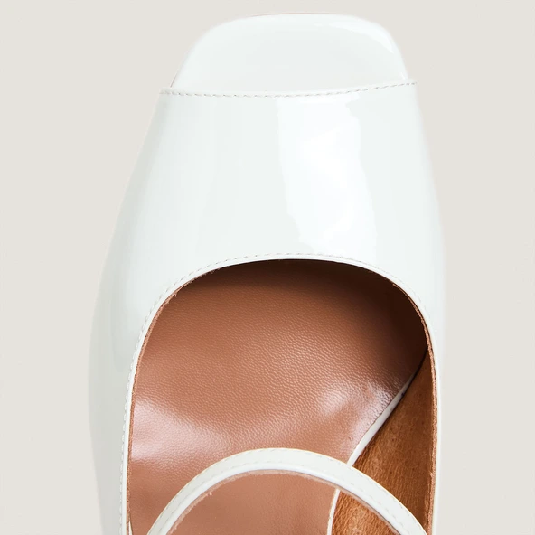 Babies slingbacks &agrave; talons en vernis perle | DISCRET | Jonak