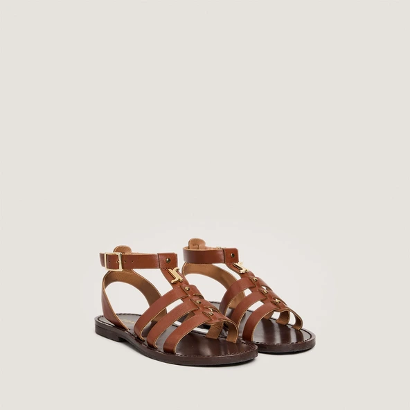 Sandales à monogrammes - Capsule Mini en cuir cognac | MINI WAN | Jonak