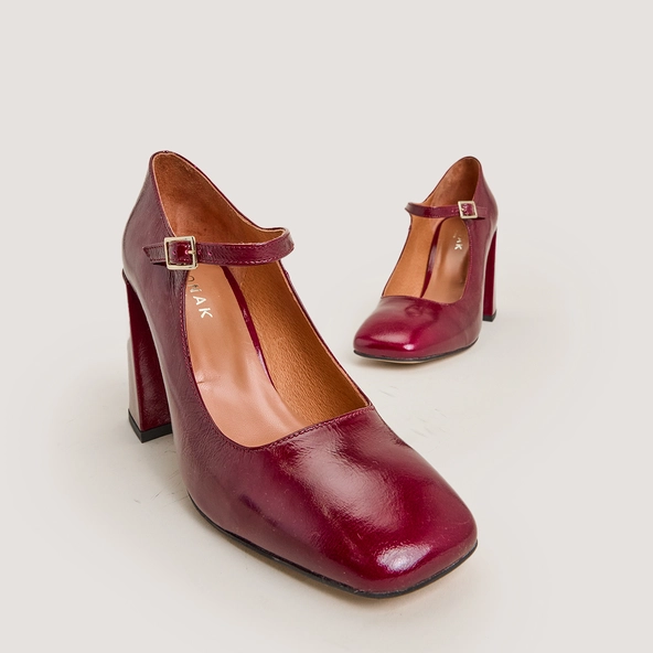 Babies à talons et bouts carrés en cuir brillant bordeaux | VALERIA | Jonak