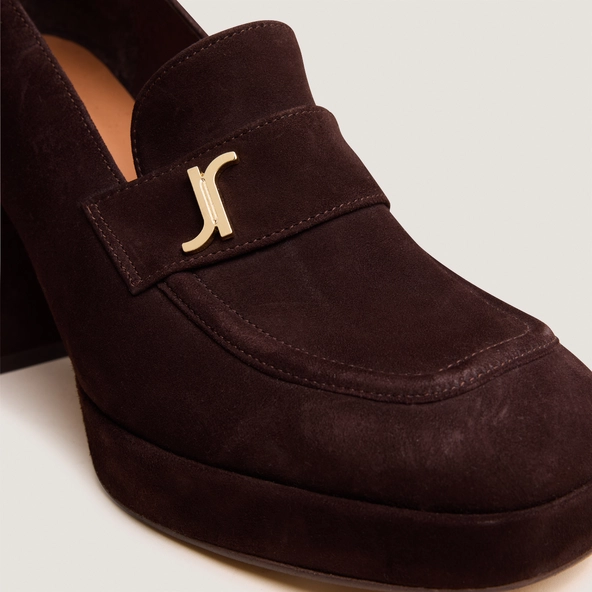 Mocassins à talons et monogrammes en velours marron foncé | VIOLON | Jonak