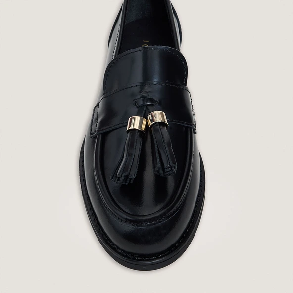 Mocassins à pampilles en cuir glacé noir | NELLOU | Jonak