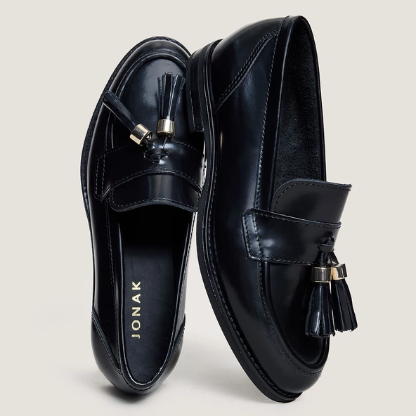 Mocassins à pampilles en cuir glacé noir | NELLOU | Jonak