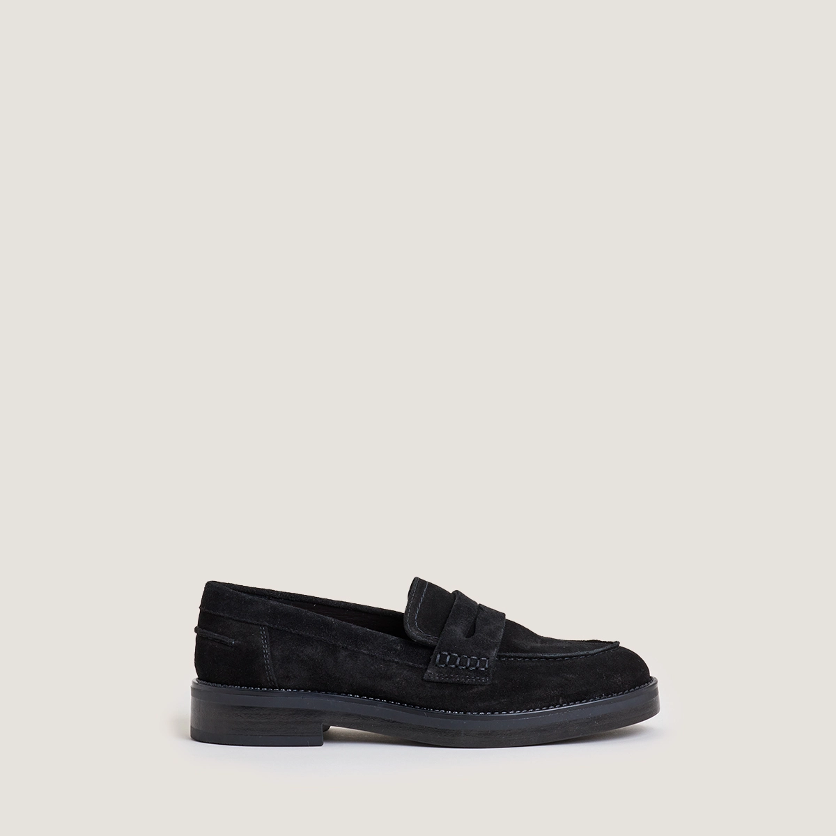 Mocassins à bouts ronds en croûte noire | MIRNA | Jonak