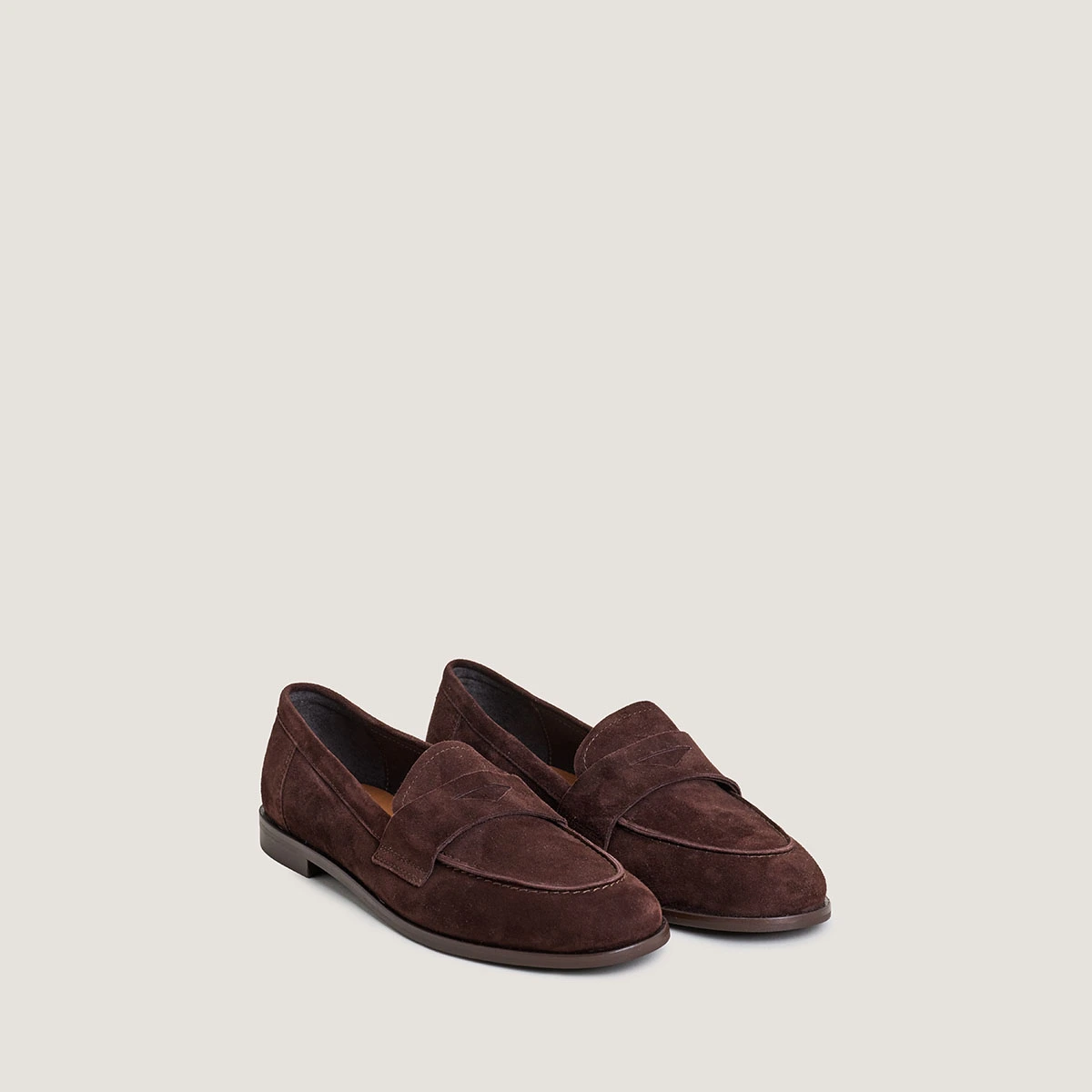 Mocassins &agrave; bouts ronds en velours marron | THELMA | Jonak